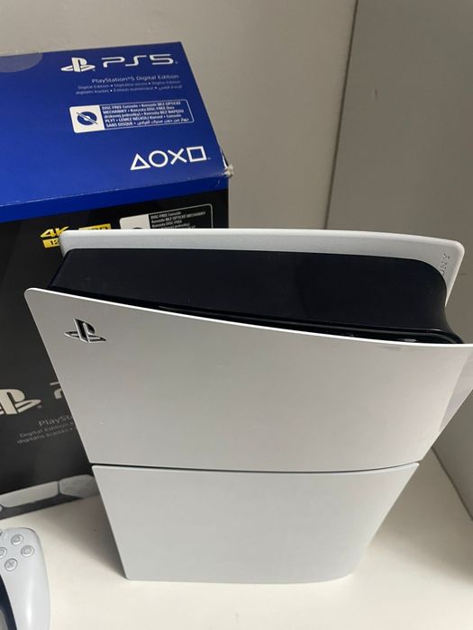 PlayStation 5 (ps5)