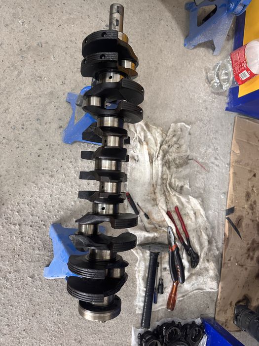 Коленвал с шатунами M52