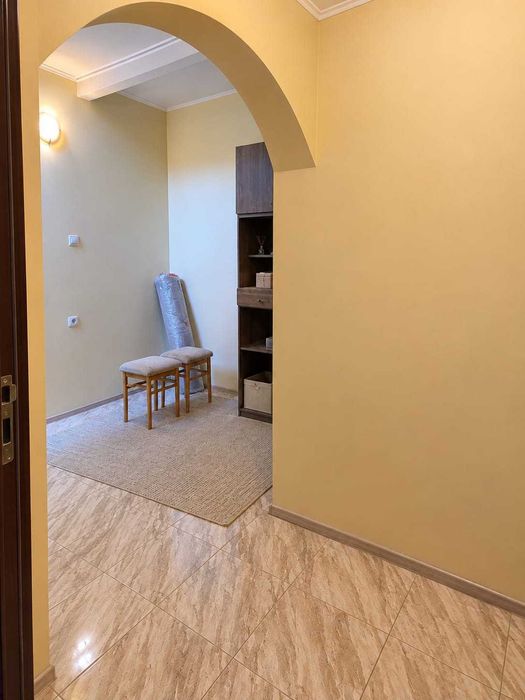 Двухэтажная 3-комн.кв. в центре