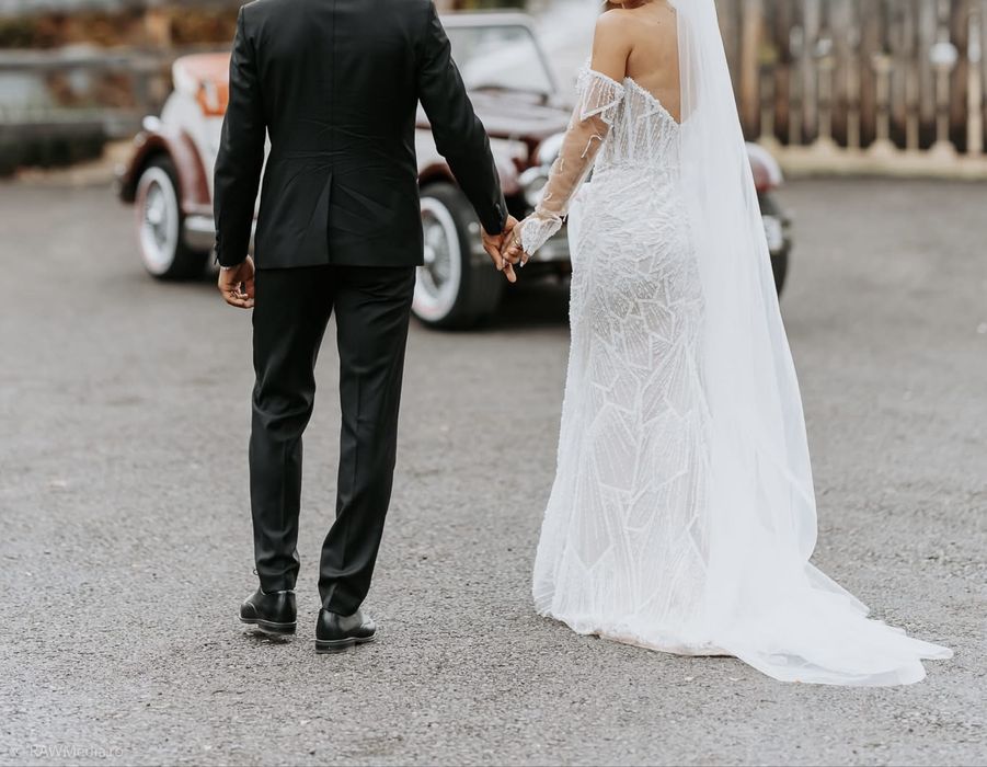Vand rochie de mireasa Oksana Mukha 2025