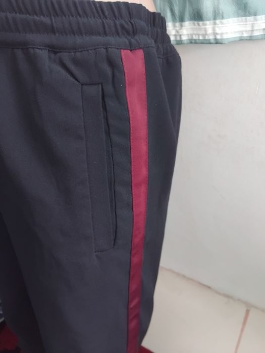 Pantaloni casual
