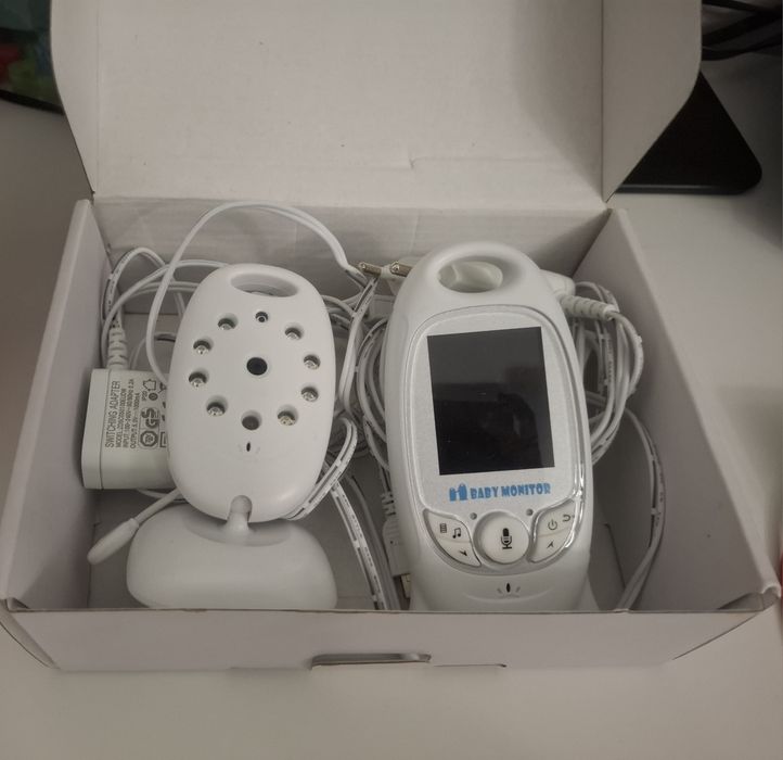 Camera video / monitor bebelusi