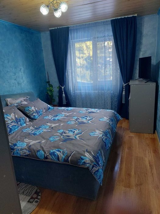 Apartament de închirat cu terasă propie în Bușteni