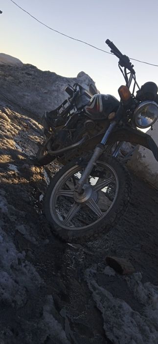 Продам мотоцикл  yagi 200