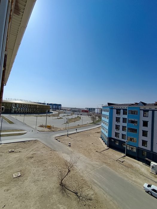 Левый берег Стадион арты.