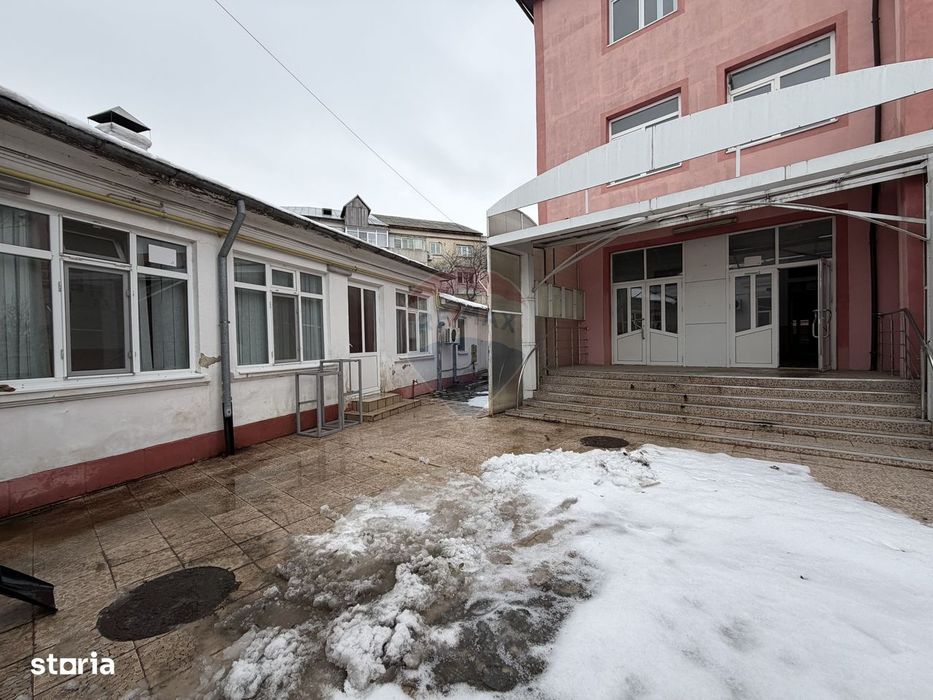 Spațiu comercial 1200mp zona Teatru