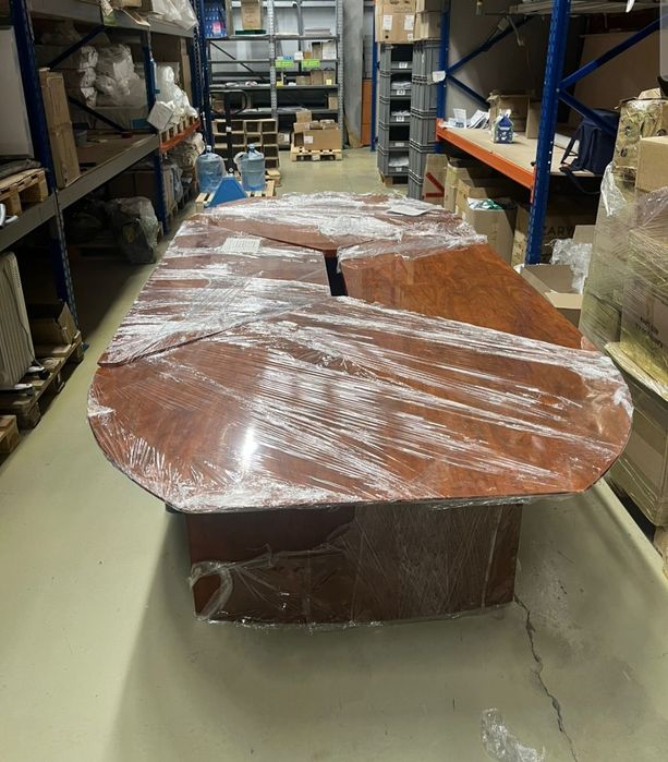 Конференц - стол