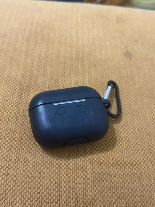 Продаю оригинал наушник