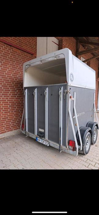 Remorca pt transport cai, animale