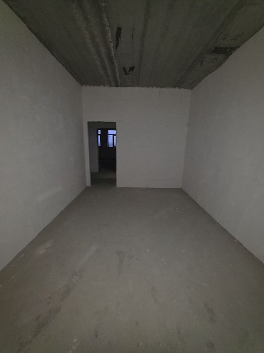 Срочно 2 хонали 77м2 квартира сотилади.