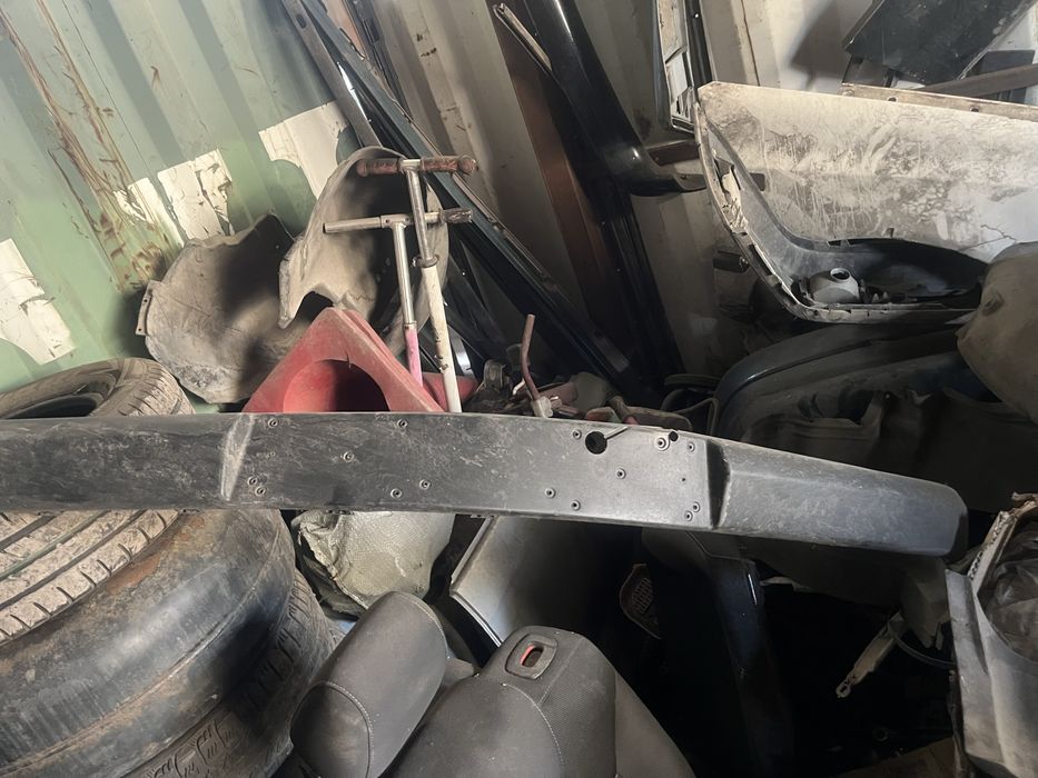 Накладка 124 мерседес