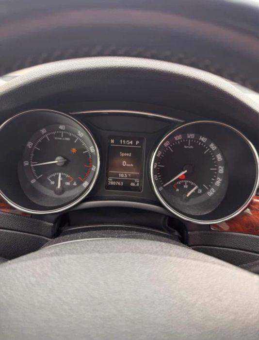 Vand/schimb  Variante Skoda Superb 2 1.8tsi DSG7+1 cu pornire din telecomanda