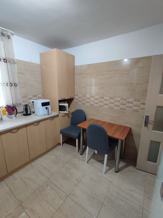 Vând apartament 2 camere zona Berceni
