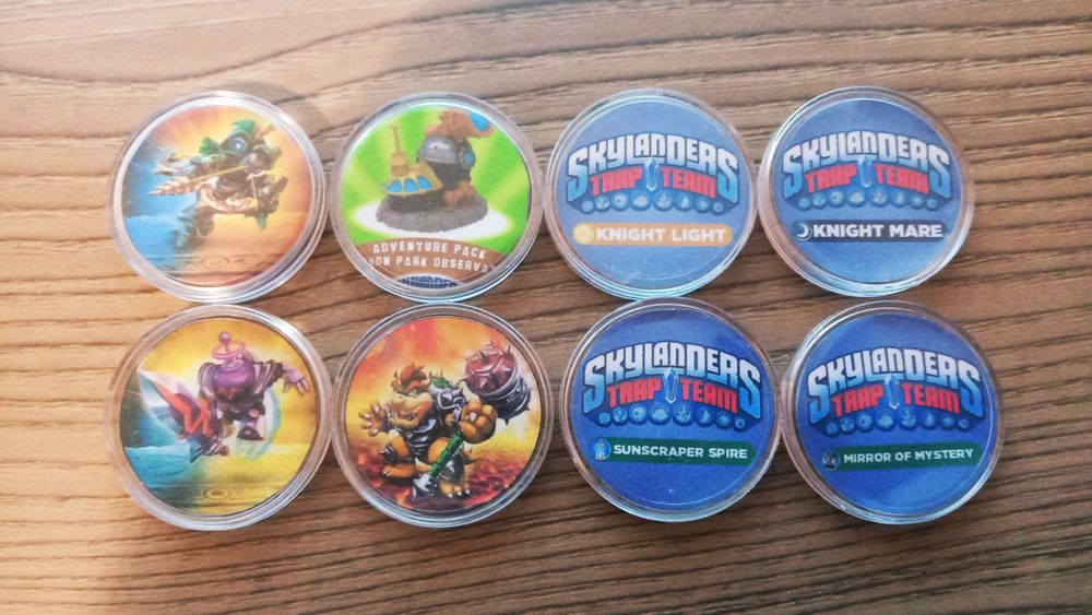 Skylanders чипове с герои, предмети и допълнителни нива