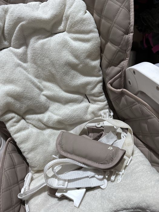 Стульчик для кормления babyton