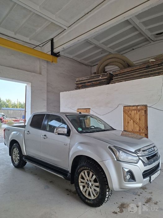 ISUZU D MAX OKSUS 2022 - сотилади