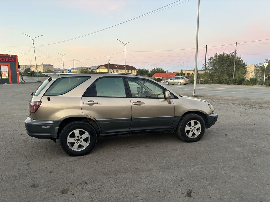 Lexus rx300 красовер