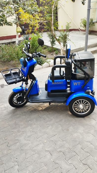 Skuter sotiladi yangi xolati ideal 1 qo'l