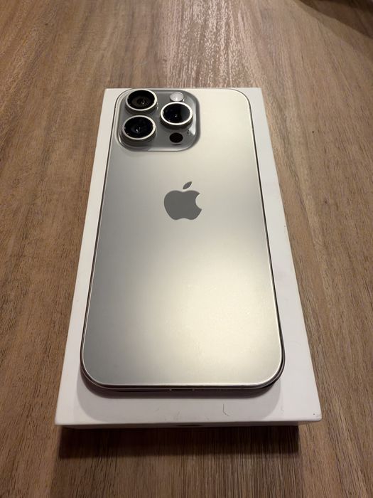 Iphone 15 Pro, 128 gb Natural Titanium, neverlocked