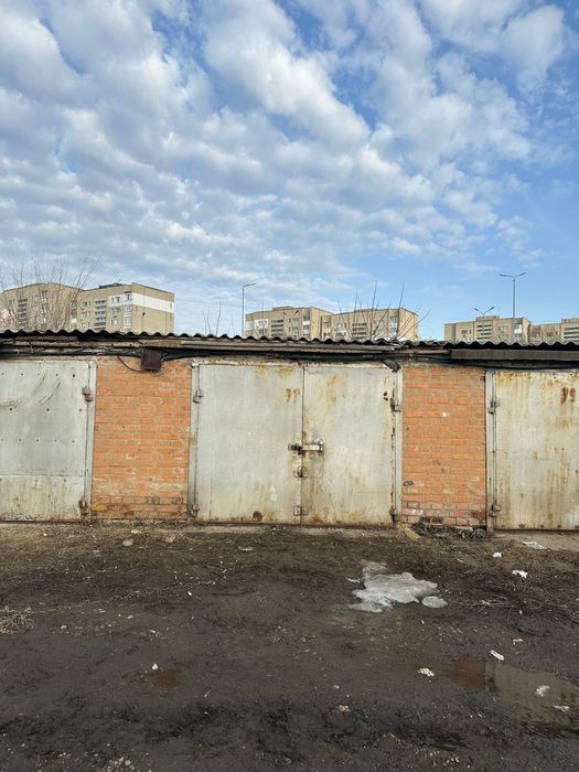 Гараж кирпичный в обществе "Чаган"