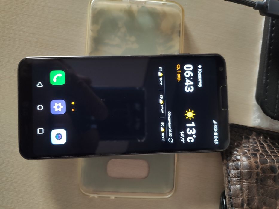 Продам LG G6 на 64г