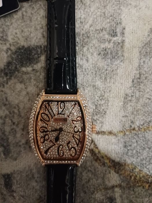 Часы наручные. Новые. Обмен