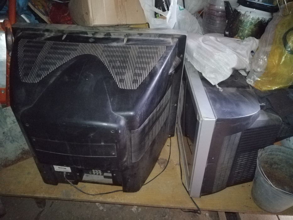 Продам 2 телевизора