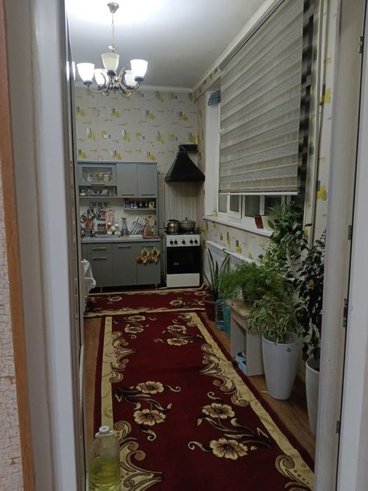 Ховли уй каттедж сотилади.