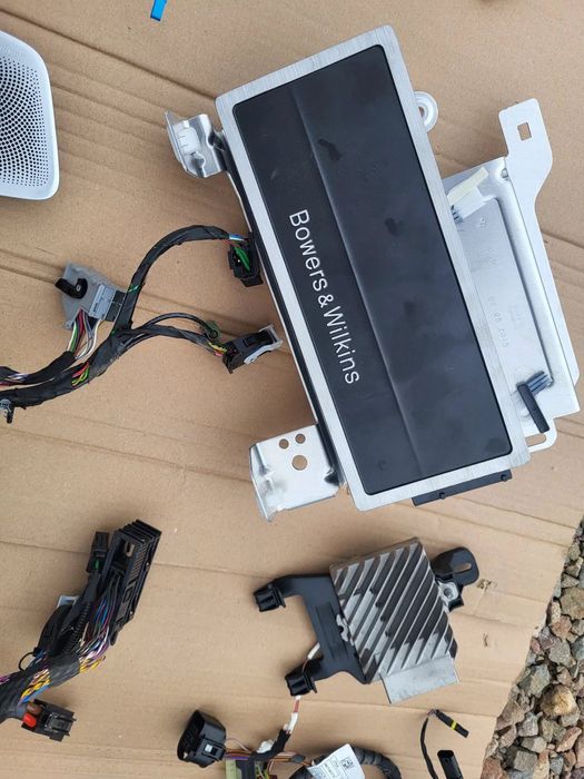 Bowers & Wilkins bmw g30