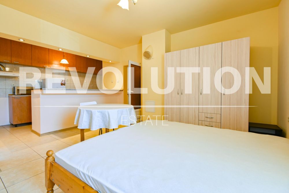 Дава се под наем Едностаен апартамент в София, Триъгълника - 45 кв.м за 400 € - Снимка #1