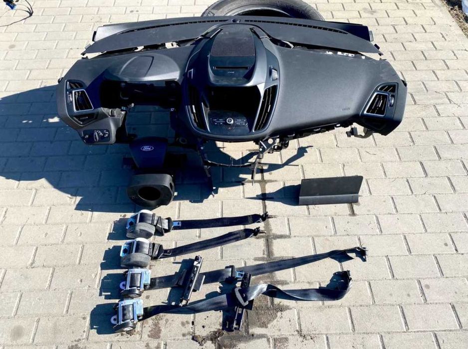 Арматурно табло колани airbag Ford Kuga MK2 Lift original