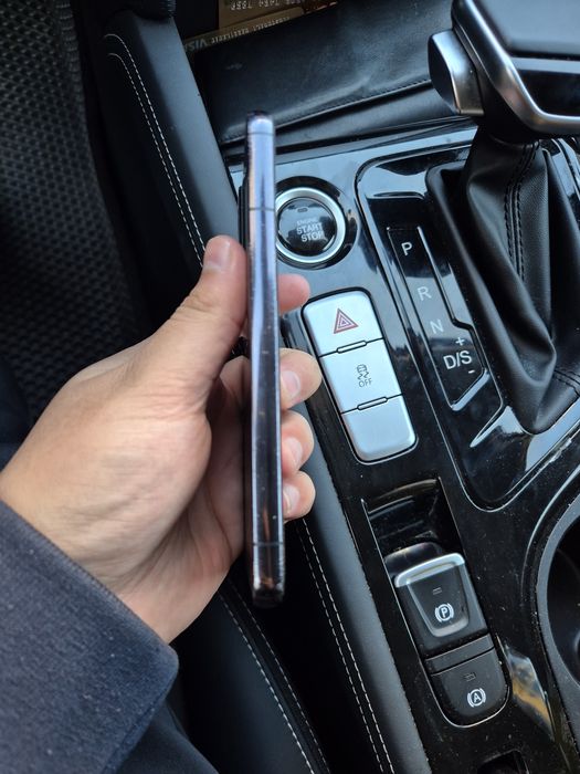 Samsung  S22   256 gb