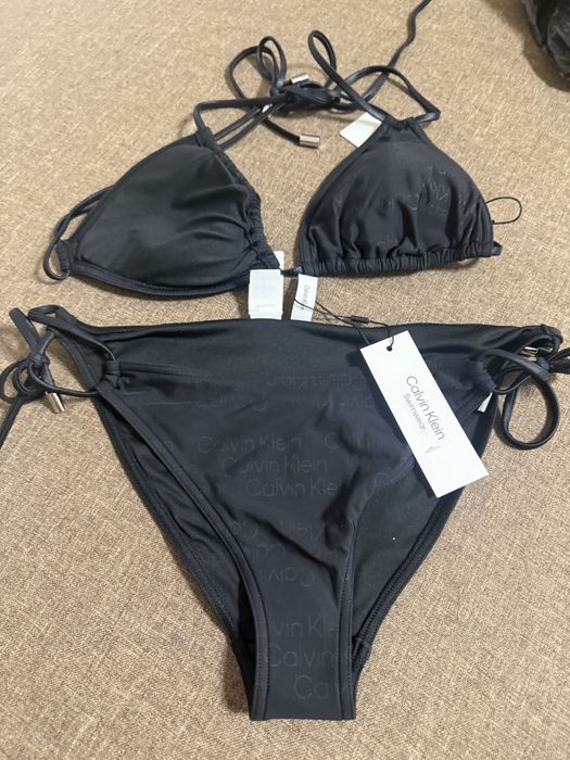 Costum baie  Calvin Klein M