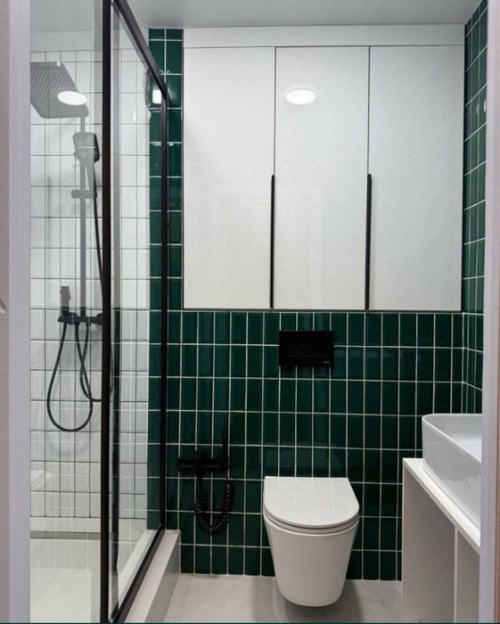 Новомосковская.  3комнатная кирпич. С ремонтом