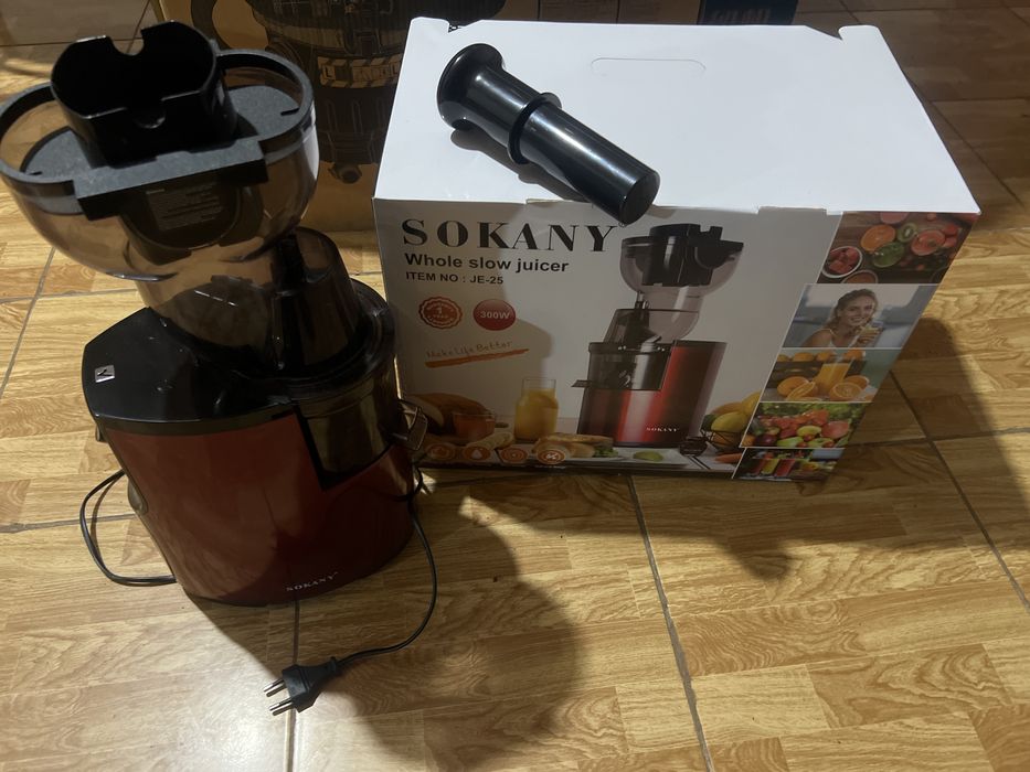 Соковижималка шнековая Sokany