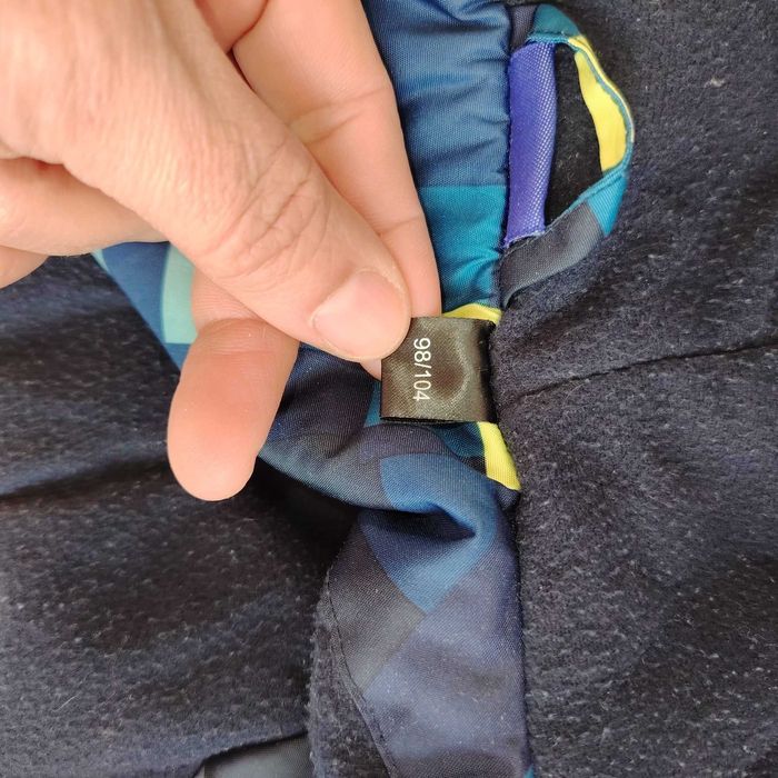 детски дрехи за планина и якета