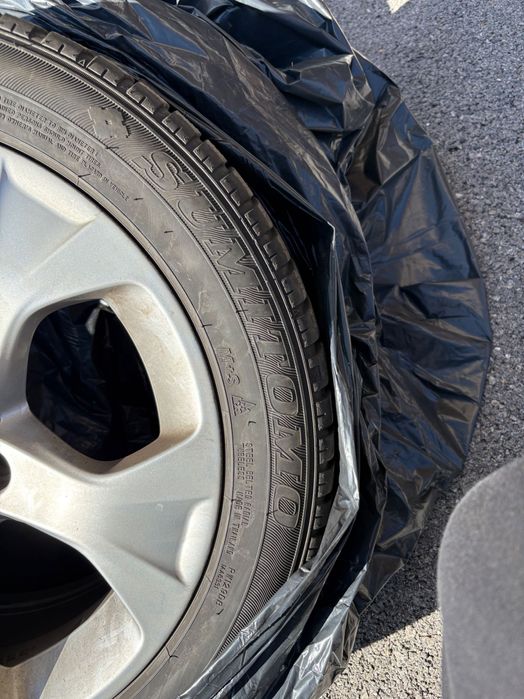 •Sumitomo зимни гуми + джанти за БМВ