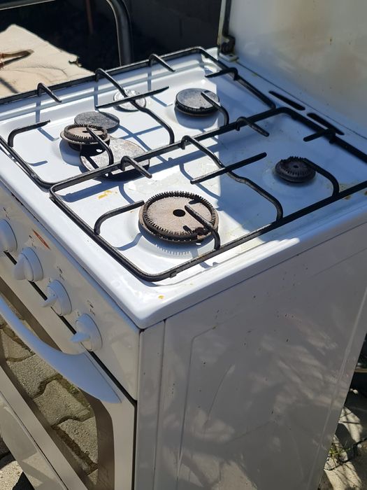 Aragaz cu 4 ochiuri pentru butelie