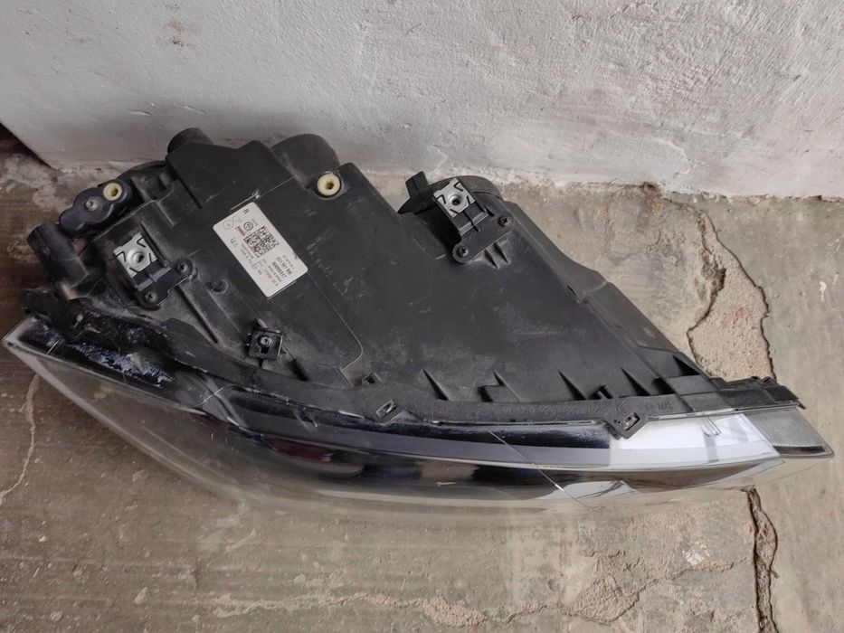 Фар VW Polo 2G десен / Фар Polo 2G / Фар Поло 2Г Оригинален