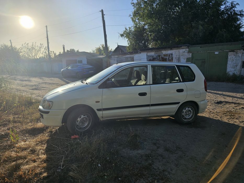 Продам машину Митсубиси