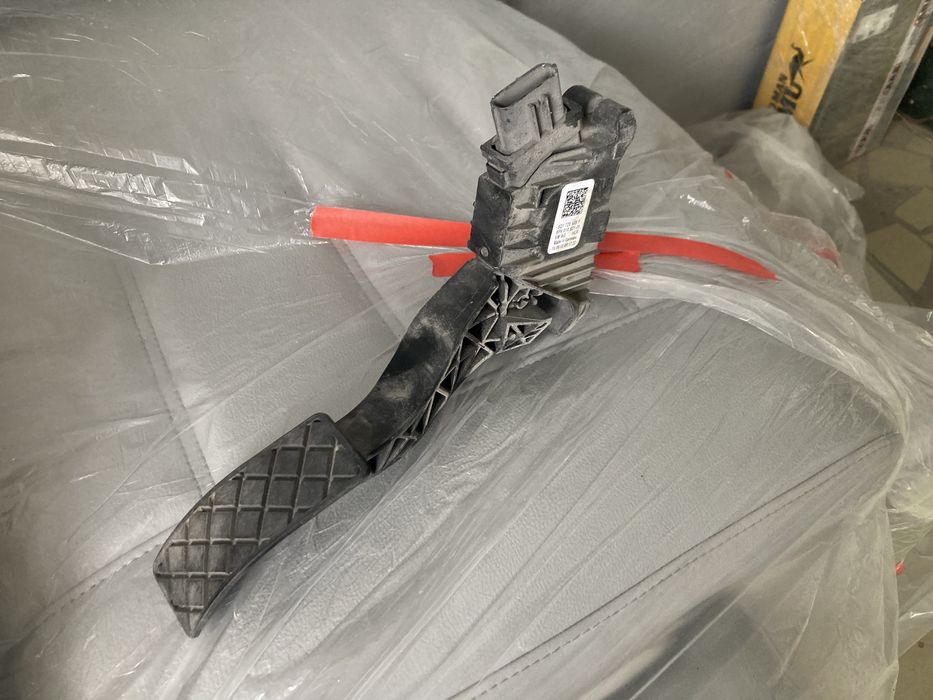 Педаль газа Шкода Октавиа А7 / Skoda Octavia A7