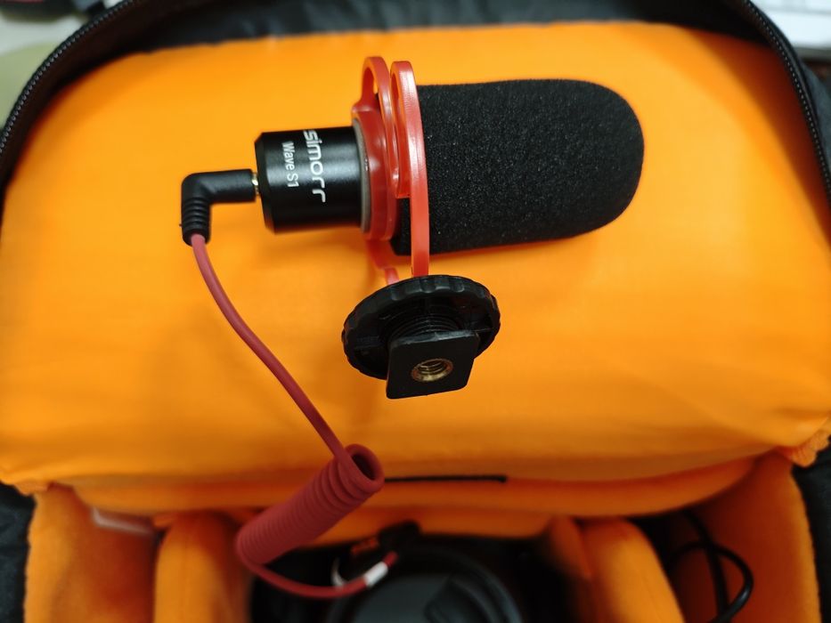 Продам Sony Alpha A6600 полный комплект