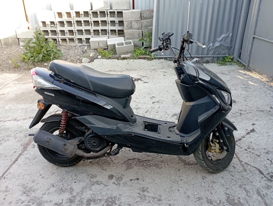 Продам мопед м8