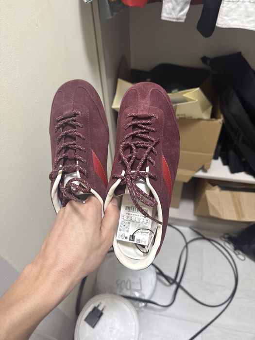 Кроссовки зара новые