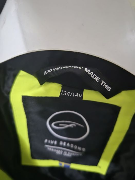 Geaca ski 134 140 noua fara eticheta luata din afara calitativa