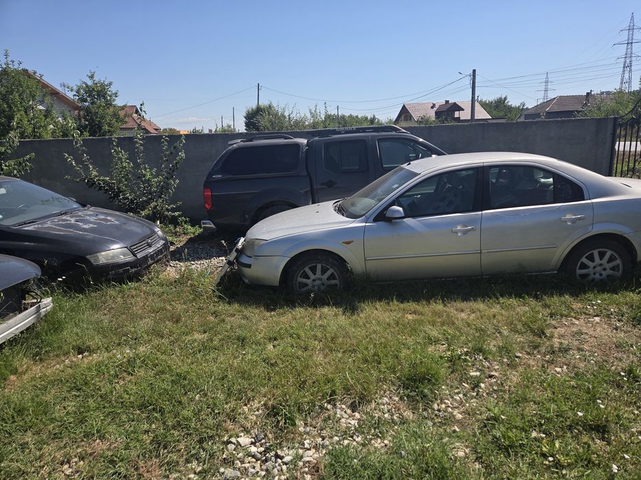 Masini de vanzare pentru piese