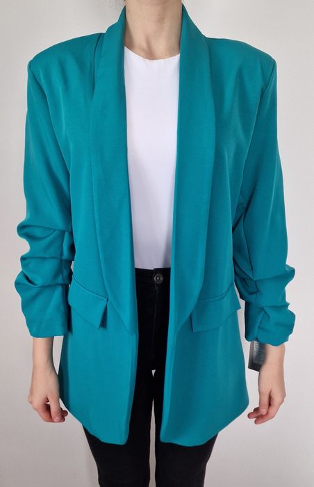 Дамско ситлно сако oversized подходящо за пролетно есенния сезон