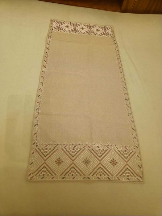 Vand macrameuri si fete de masa de colectie