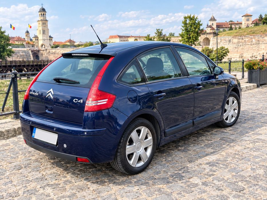 Citroen C4 model 2008 variante auto