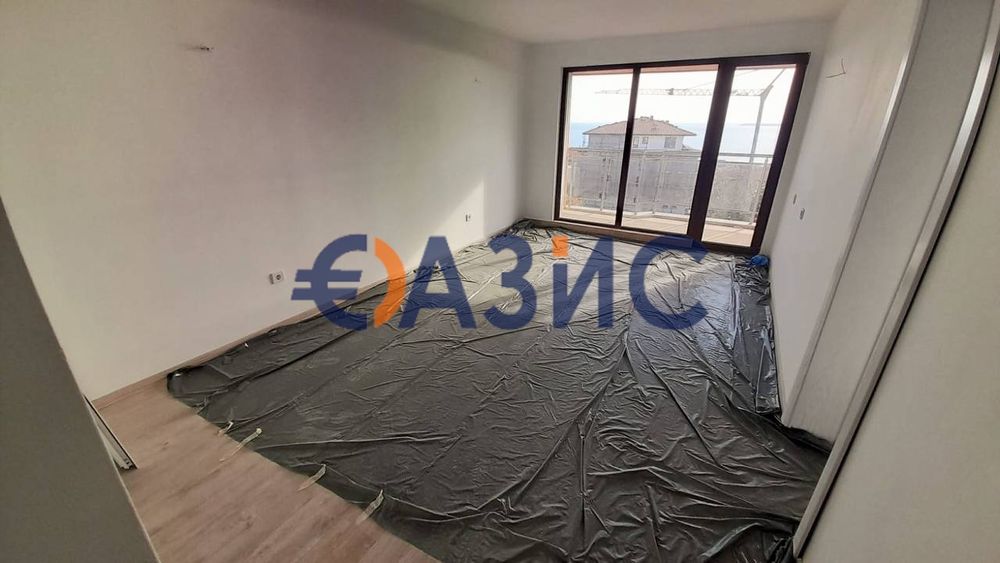 Продава се Двустаен апартамент в Свети Влас - 72 кв.м за 758 €/кв.м - Снимка #3